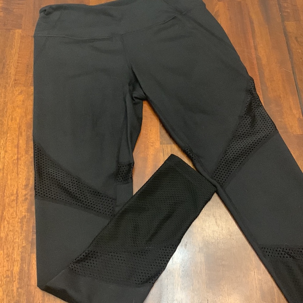 Like NEW Zella Black small leggings with perforated mesh inserts - Picture 2 of 3